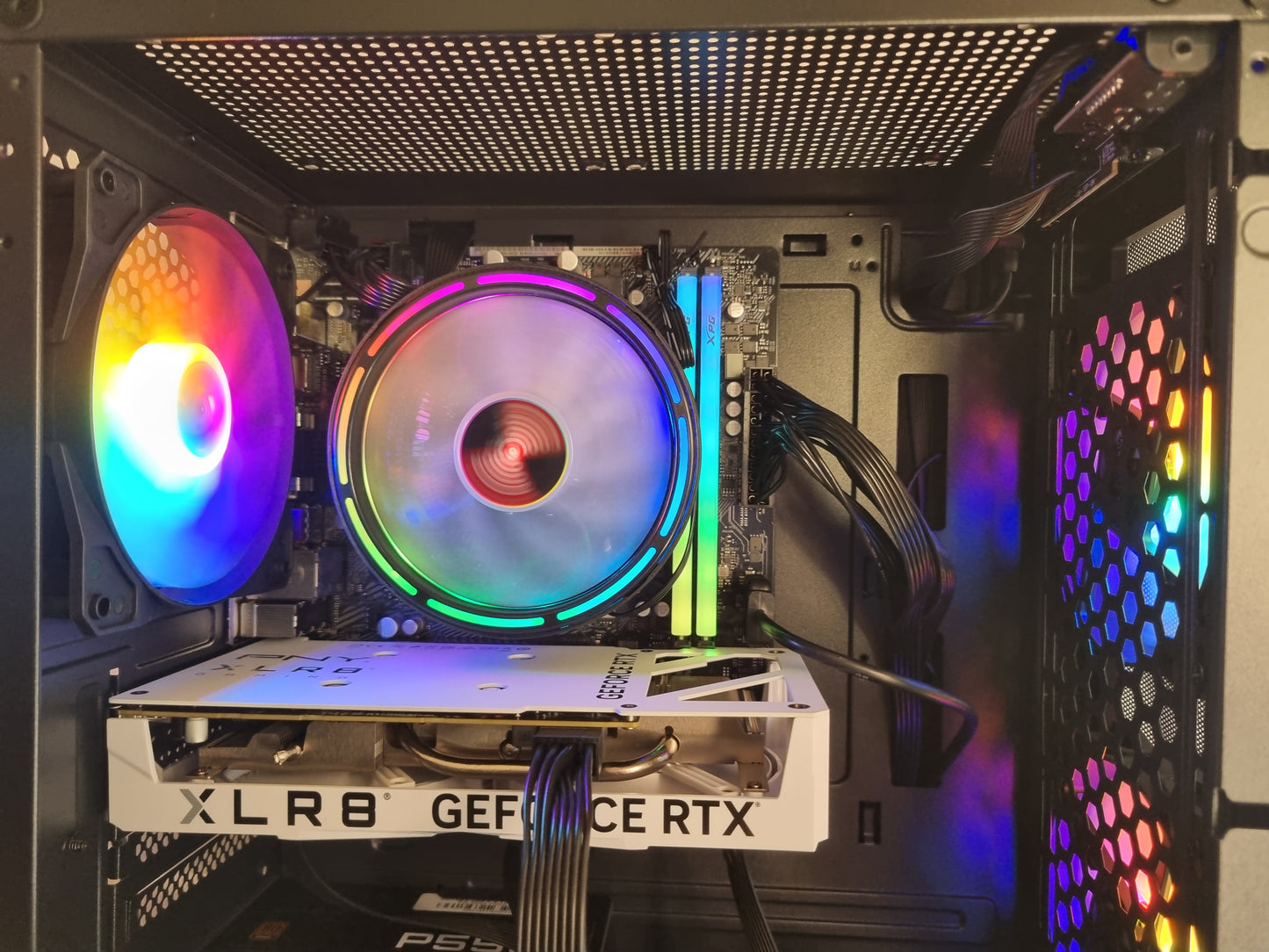 RTX 4060 Ryzen 5 5600X Gaming PC