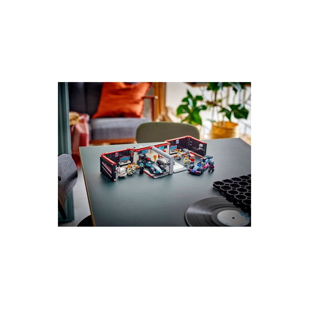 LEGO City 60444 F1 Garage & Mercedes-AMG & Alpine Cars