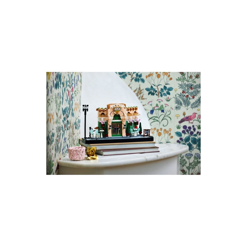 LEGO Icons 10362 French Café