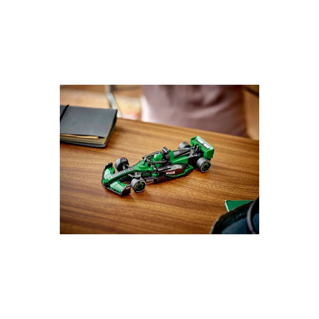 LEGO Speed Champions 77247 KICK Sauber F1 Team C44 Race Car