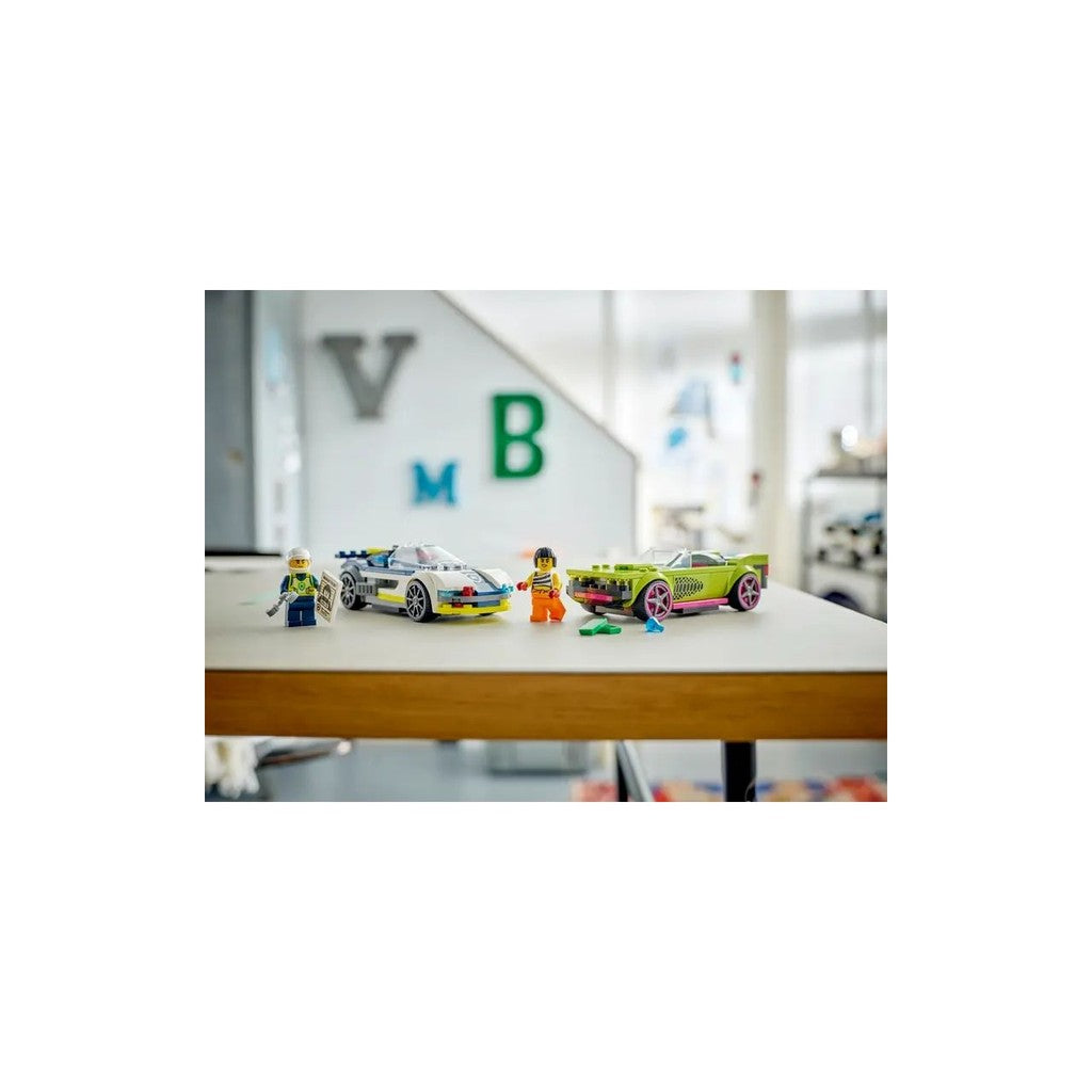 LEGO City 60415 Police Car and Muscle Car Chase