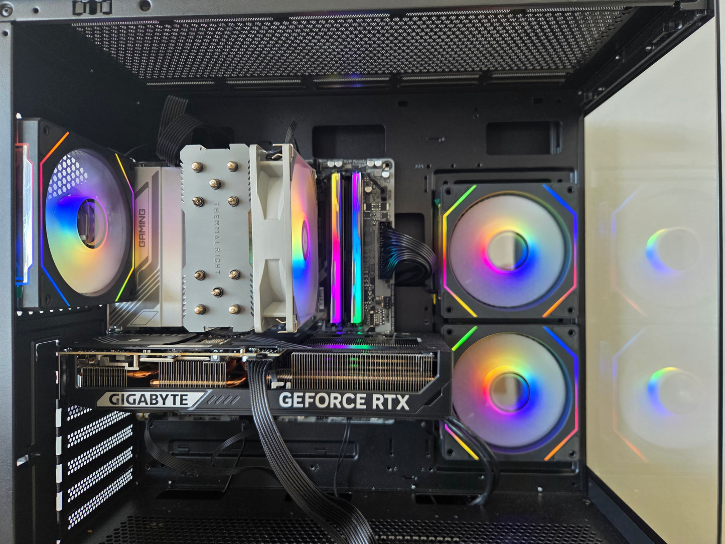 [Refurbished] RTX 5070 Ryzen 5 9600X Gaming PC