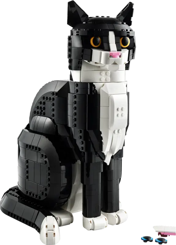 LEGO Ideas 21349 Tuxedo Cat