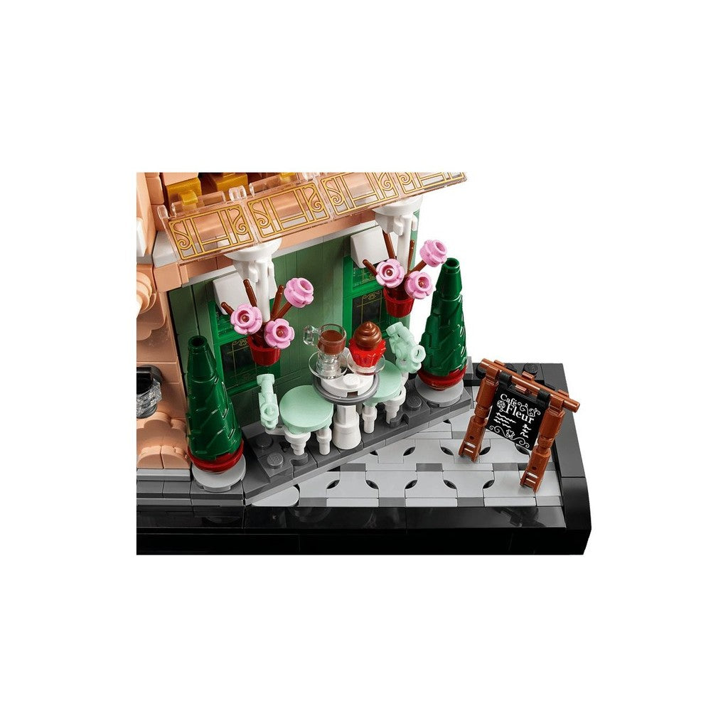 LEGO Icons 10362 French Café