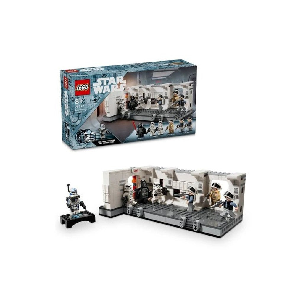 LEGO Star Wars 75387 Boarding the Tantive IV