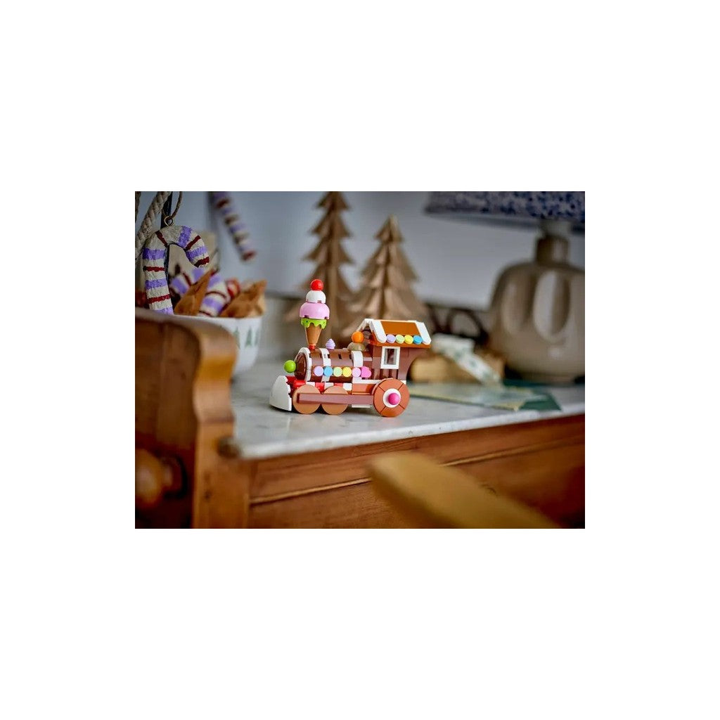 LEGO 40777 Celebration Series: Gingerbread Train Ornament